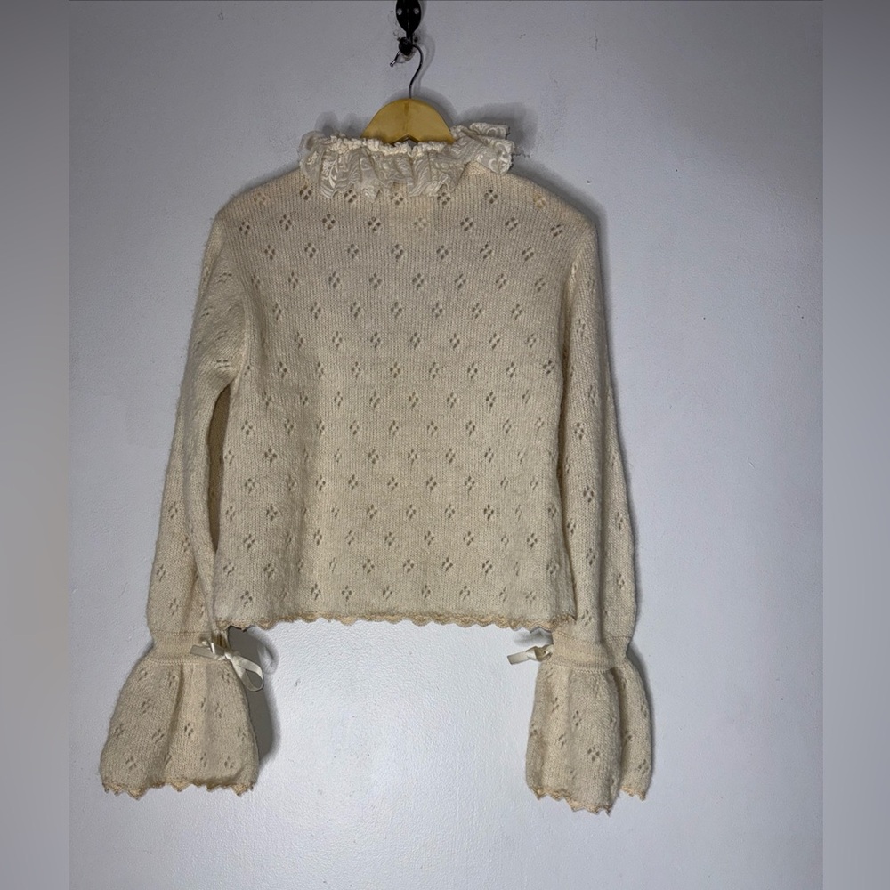 Stella Pardo Women's Ivory Long‎ Sleeve Flair Cuff Knit Sweater Size Small